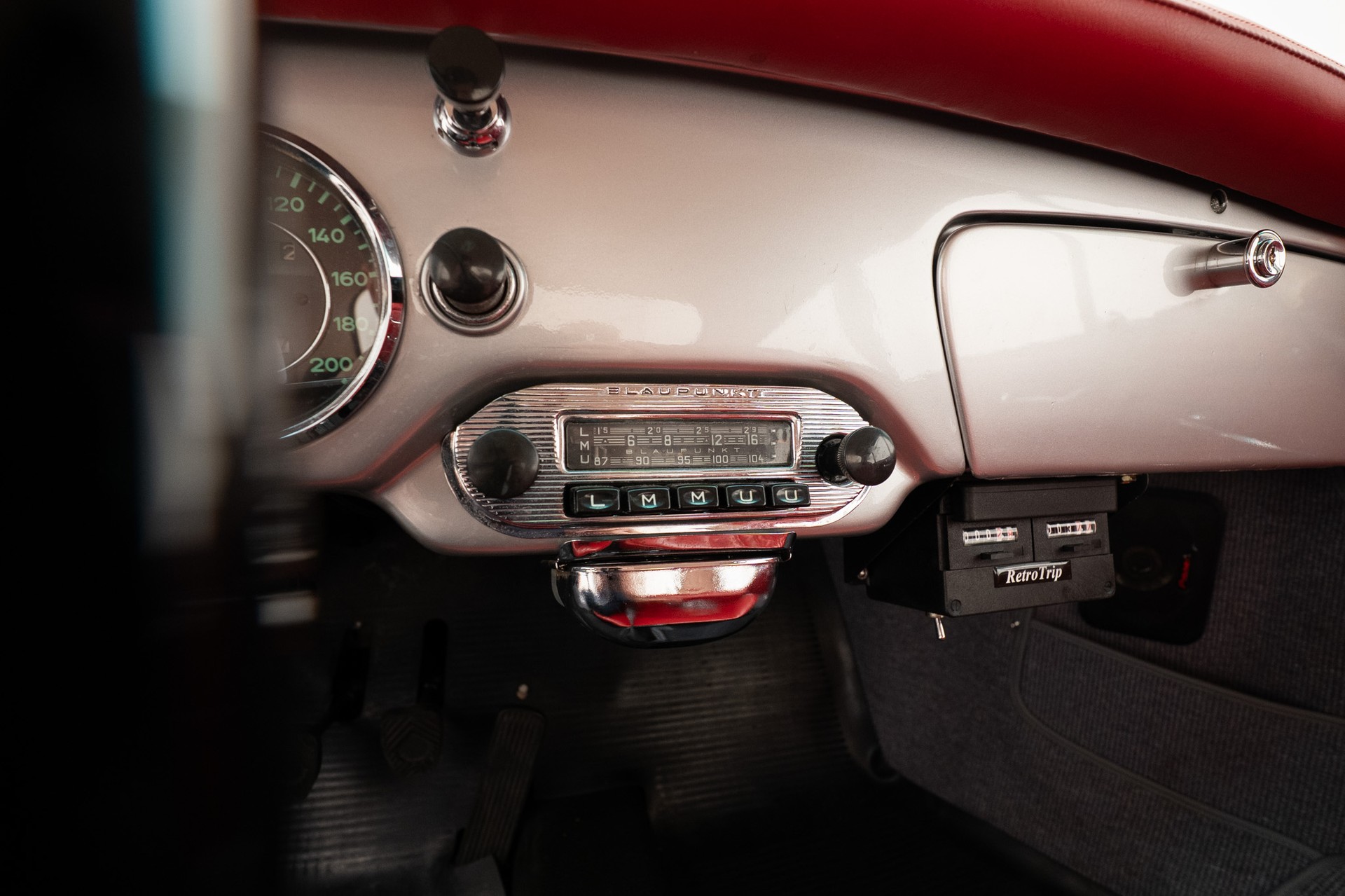 PORSCHE 356B Super 90-image-9