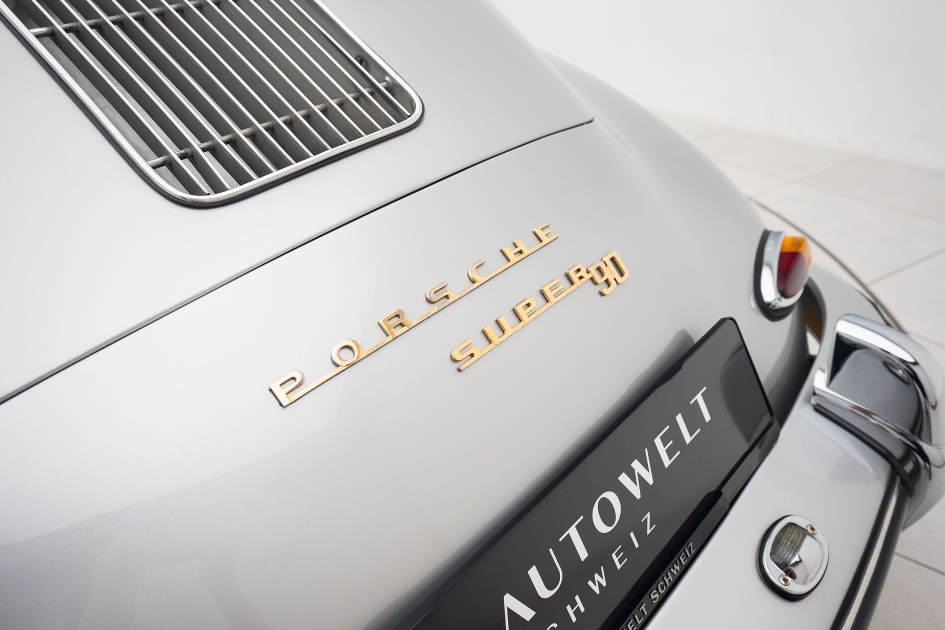 PORSCHE 356B Super 90-image-10