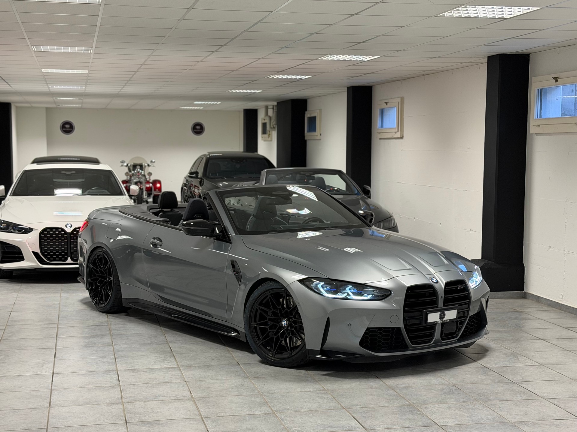BMW M4 Cabrio Competition M xDrive-image-29