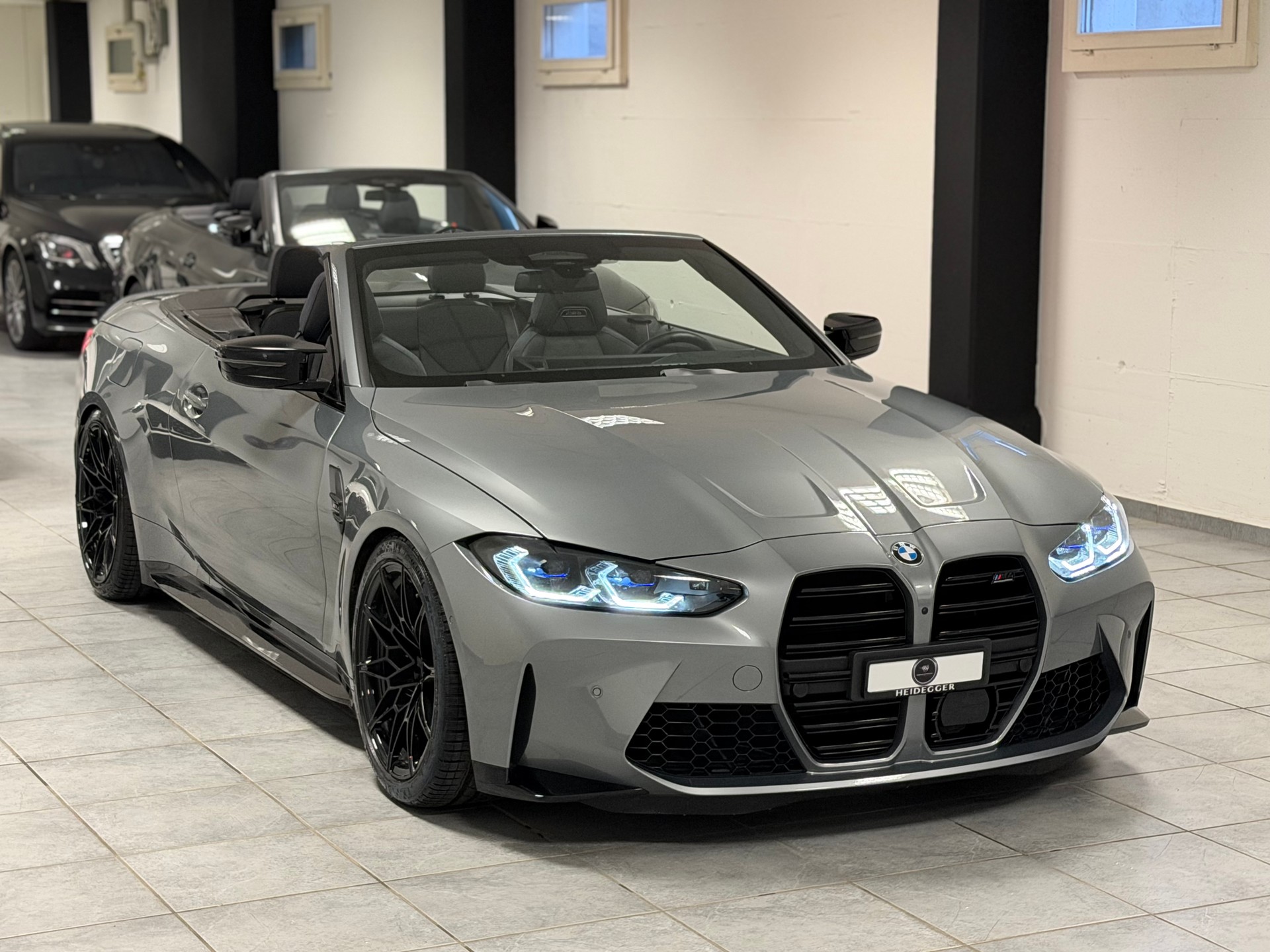BMW M4 Cabrio Competition M xDrive-image-27