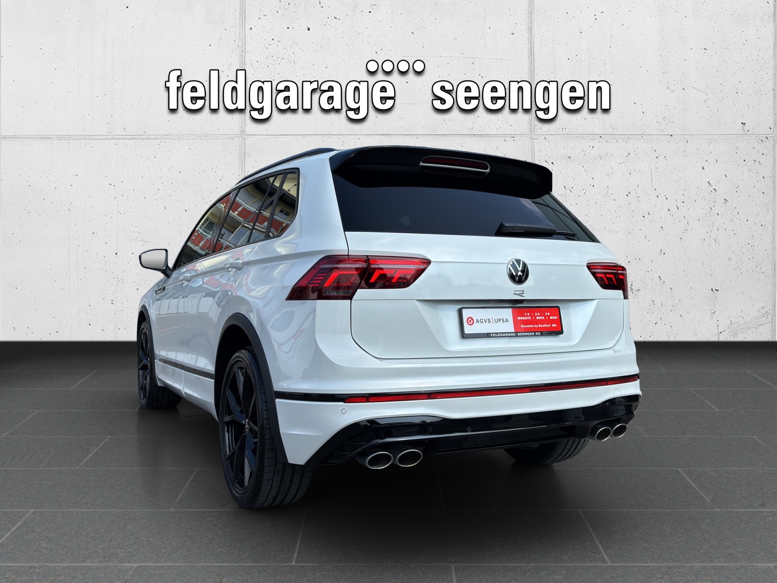 VW Tiguan 2.0TSI R 4Motion DSG mit AHK & Panorama-Ausstell-/Schiebedach-image-6