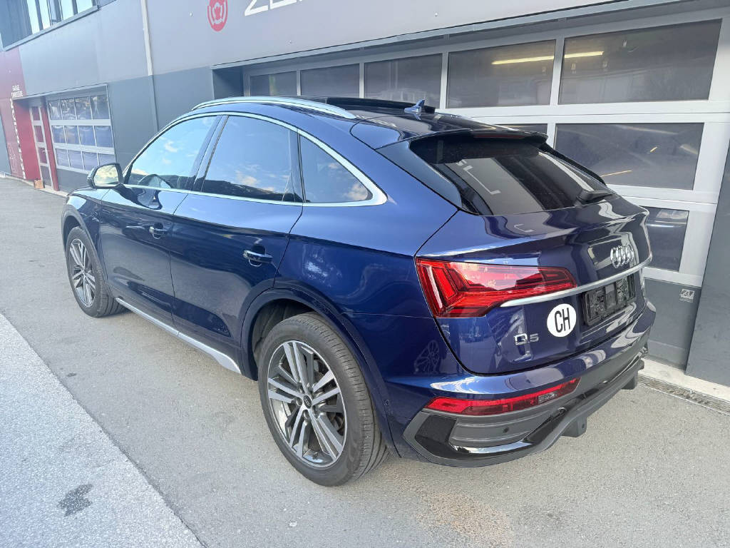 AUDI Q5 Sportback 2.0 40 TFSI Advanced quattro S-Tronic-image-2