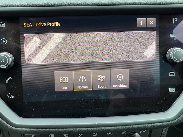SEAT Arona 1.5 TSI Evo FR-image-28