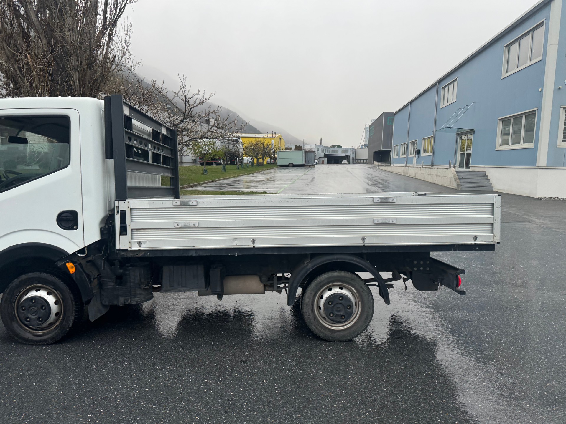 NISSAN Cabstar Premium 28.11-image-8