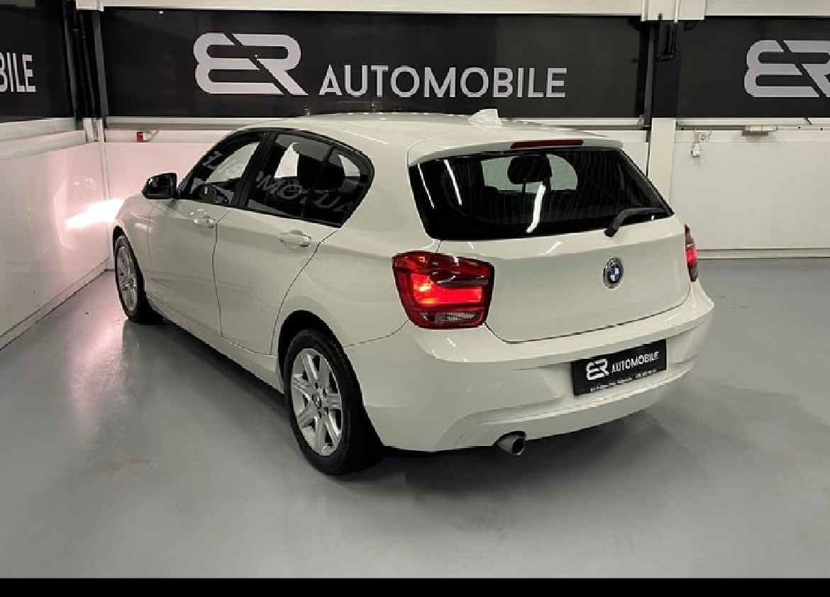 BMW 116d Efficient-Dynamics Edition Urban Line-image-3