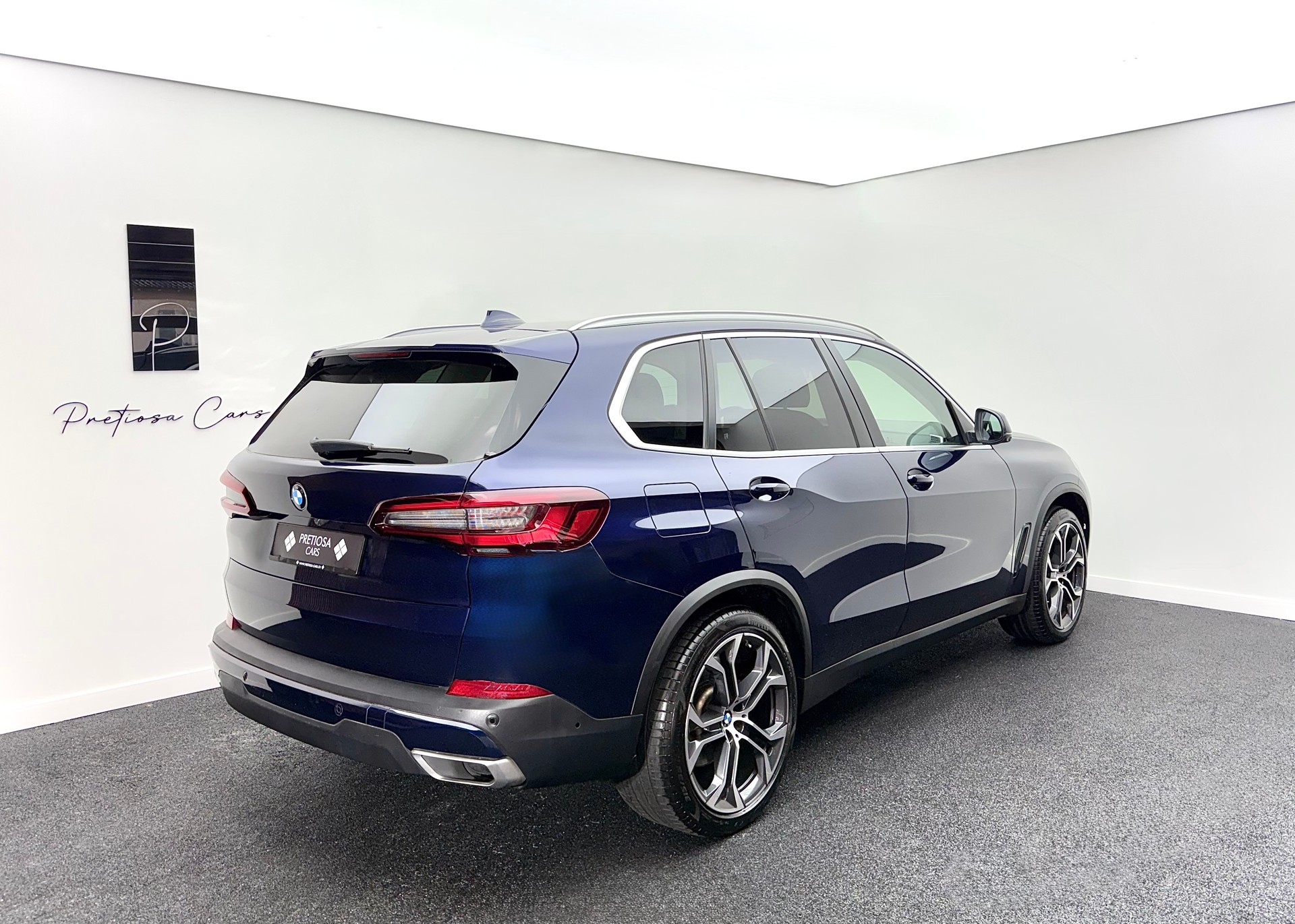 BMW X5 xDrive 48V 40d Steptronic PANORAMADACH-image-4