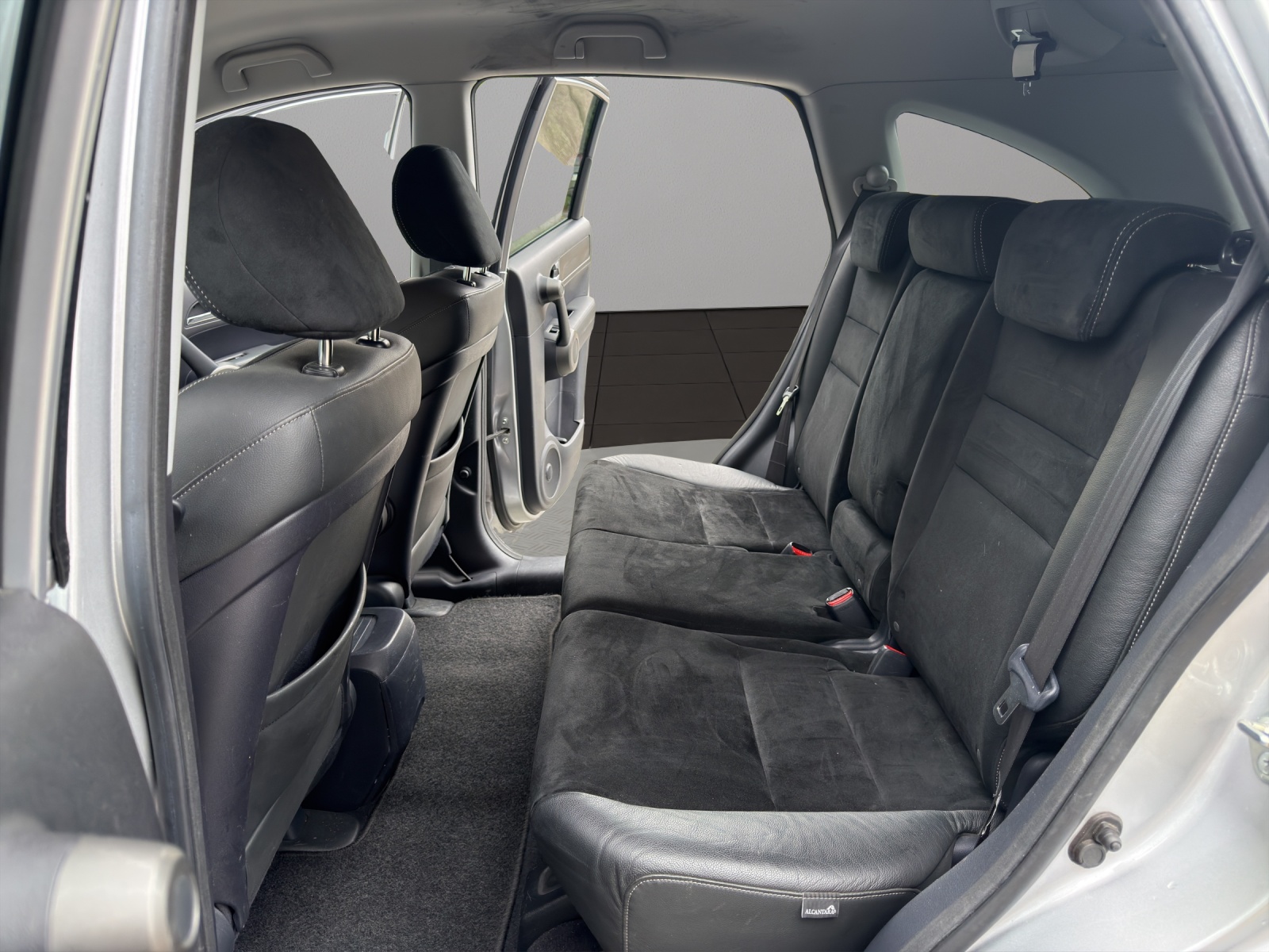 HONDA CR-V 2.0 4WD Comfort-image-12
