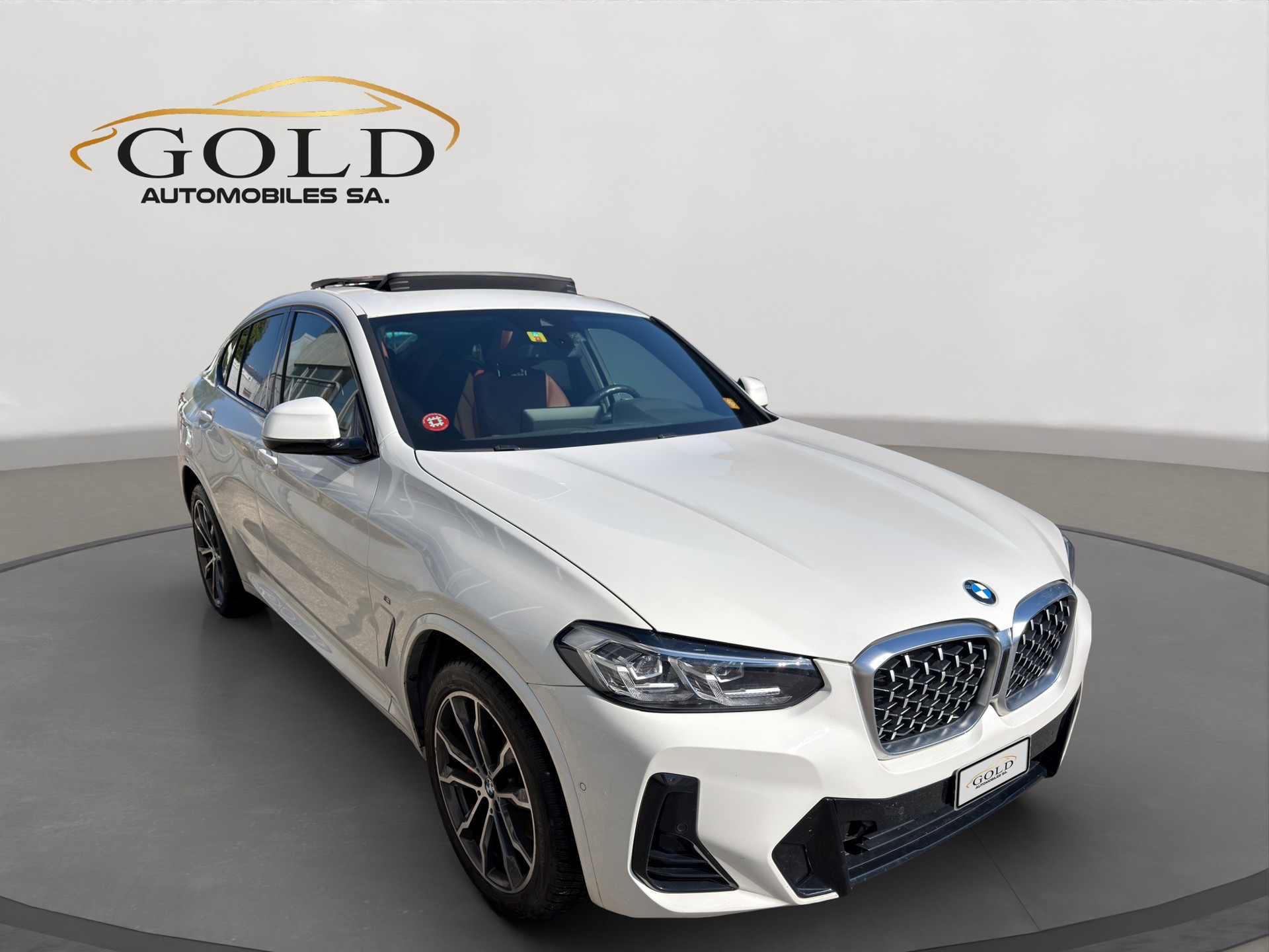 BMW X4 xDrive 48V 20i M Sport Steptronic-image-0