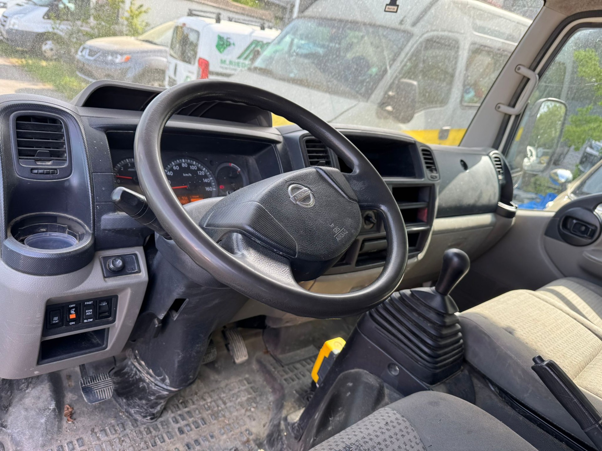NISSAN 3 seite Kipper Cabstar Comfort 35.13-image-12