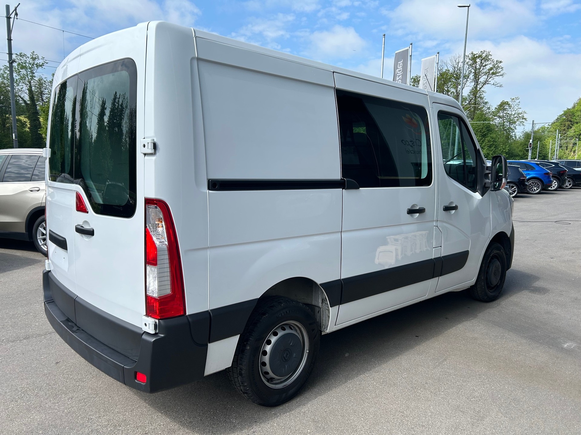 RENAULT Master T33 2.3 Blue dCi 135 L1H2-image-3