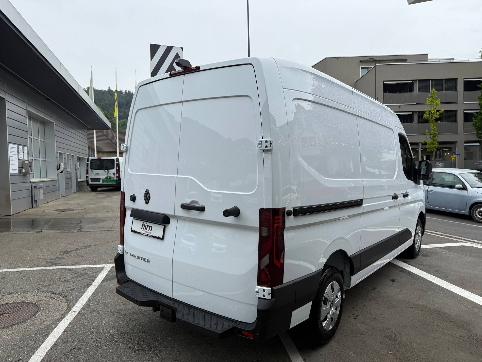 RENAULT Master Kaw. 3.5 t L2H2 2.0 Blue dCi 170-image-2