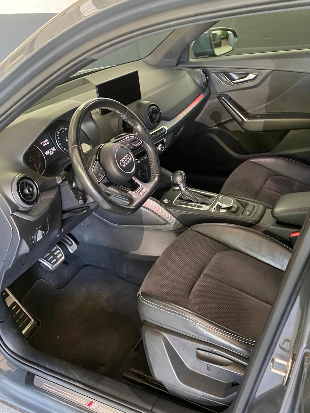 AUDI Q2 2.0 TDI Sport quat. S-Tr.-image-8