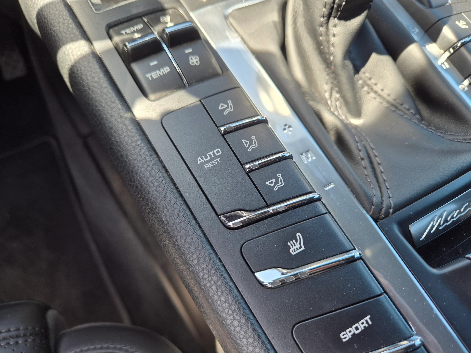 PORSCHE Macan S PDK-image-25