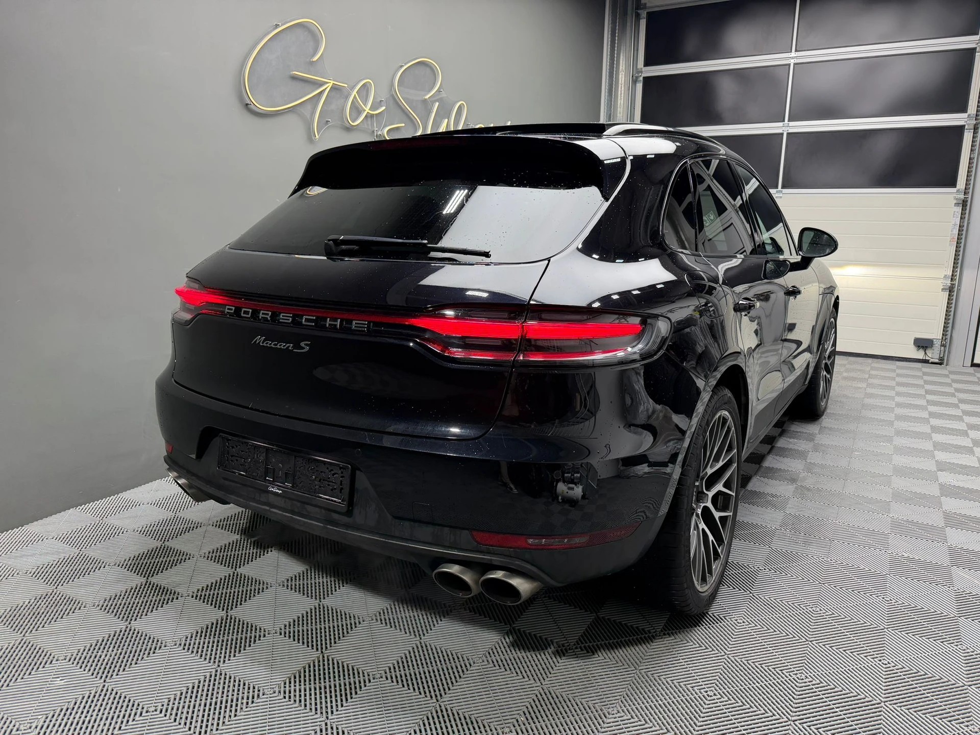 PORSCHE Macan S PDK-image-2