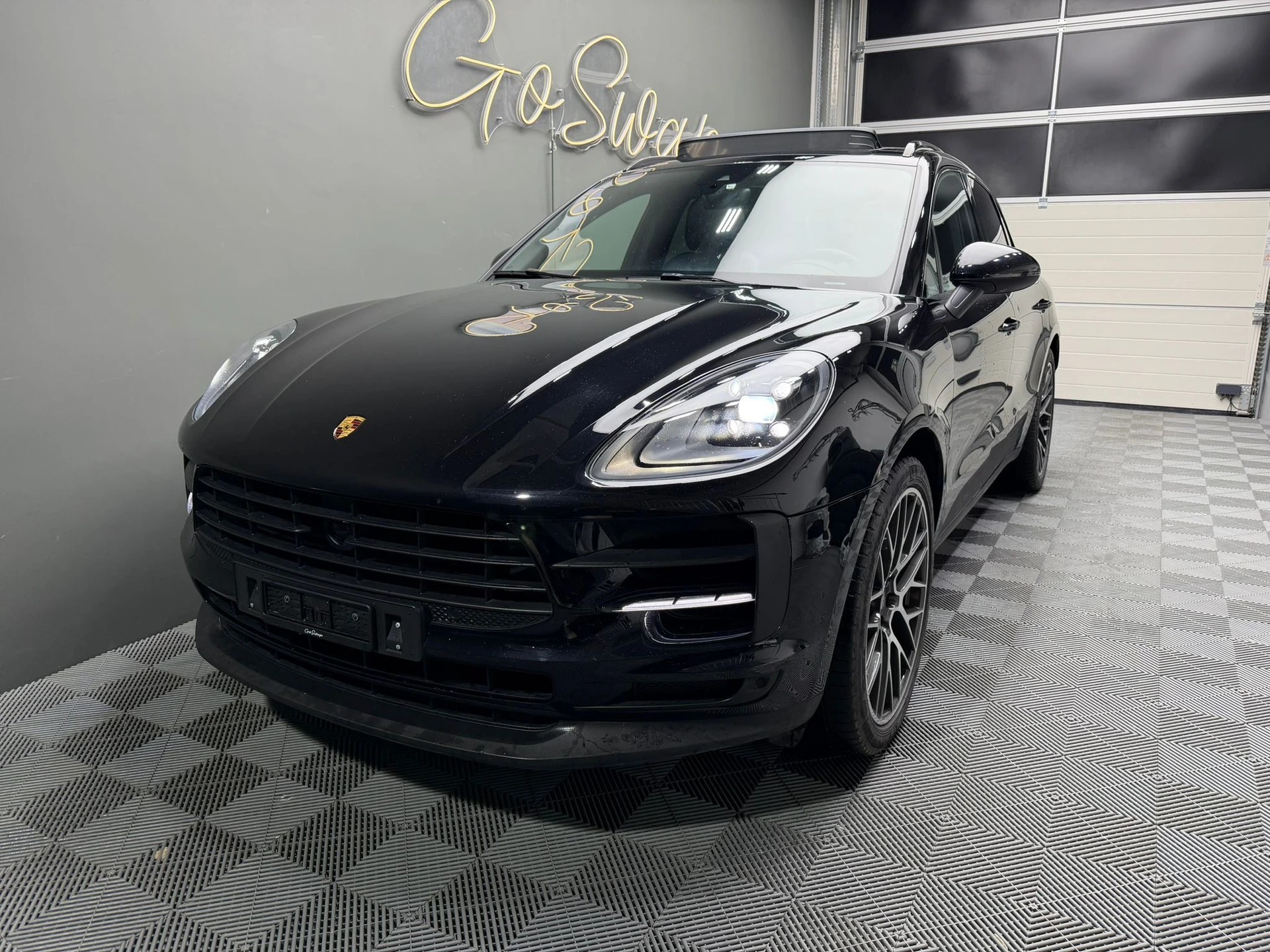 PORSCHE Macan S PDK-image-5