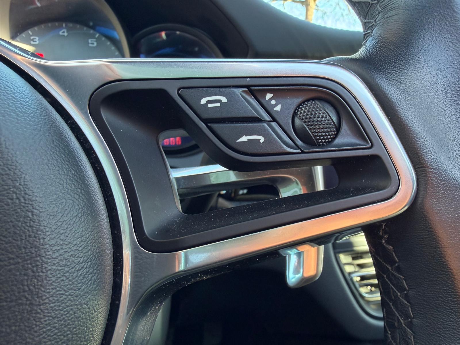 PORSCHE Macan S PDK-image-18
