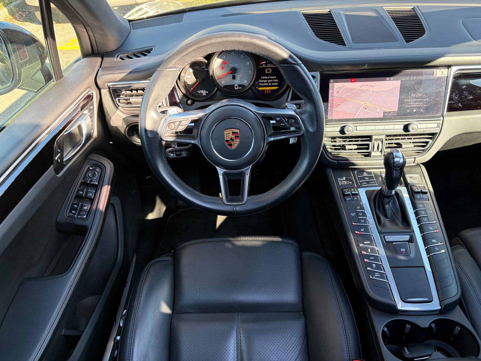 PORSCHE Macan S PDK-image-15