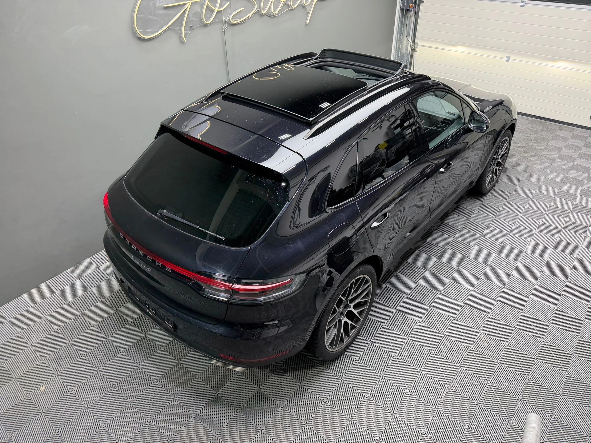 PORSCHE Macan S PDK-image-1