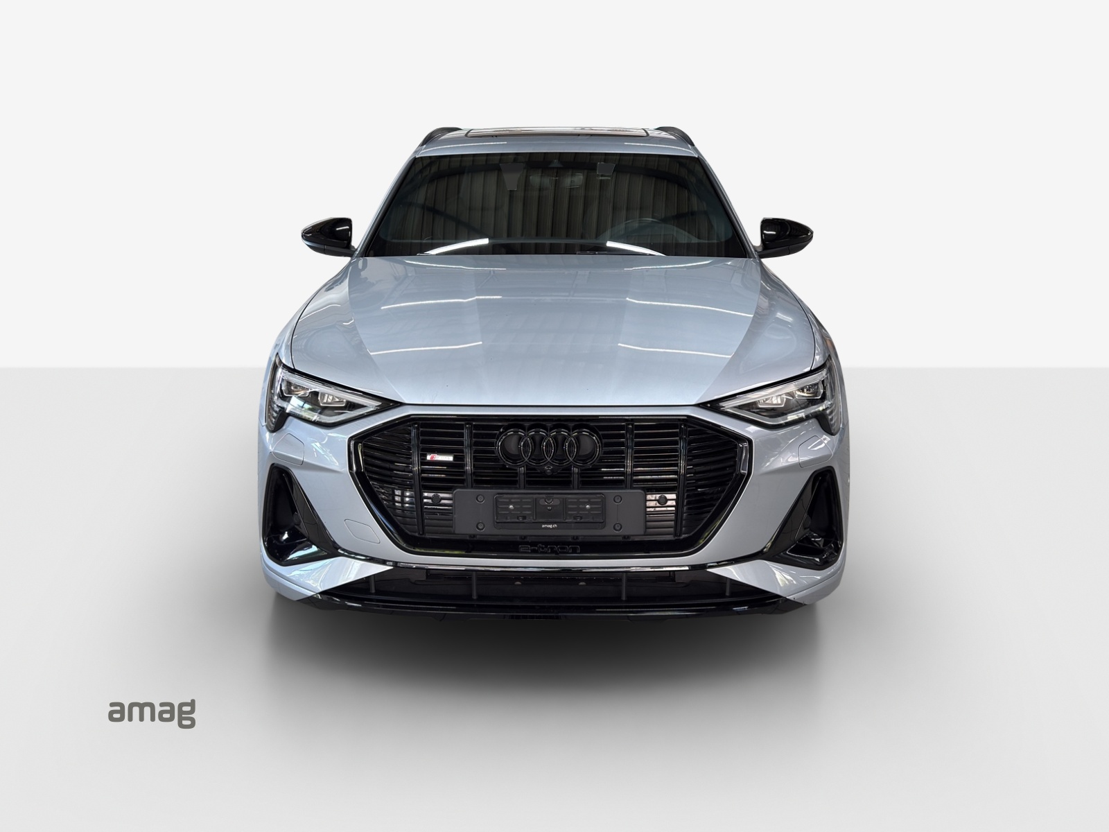 AUDI e-tron 55 S Line Black Edition quattro-image-7