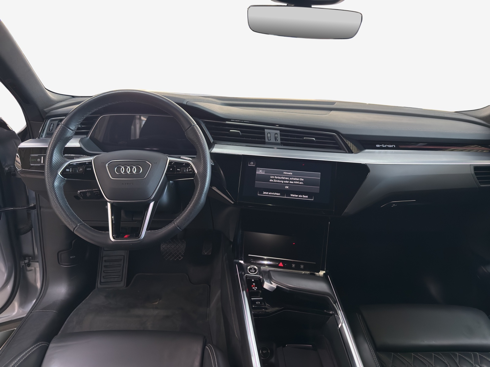 AUDI e-tron 55 S Line Black Edition quattro-image-9
