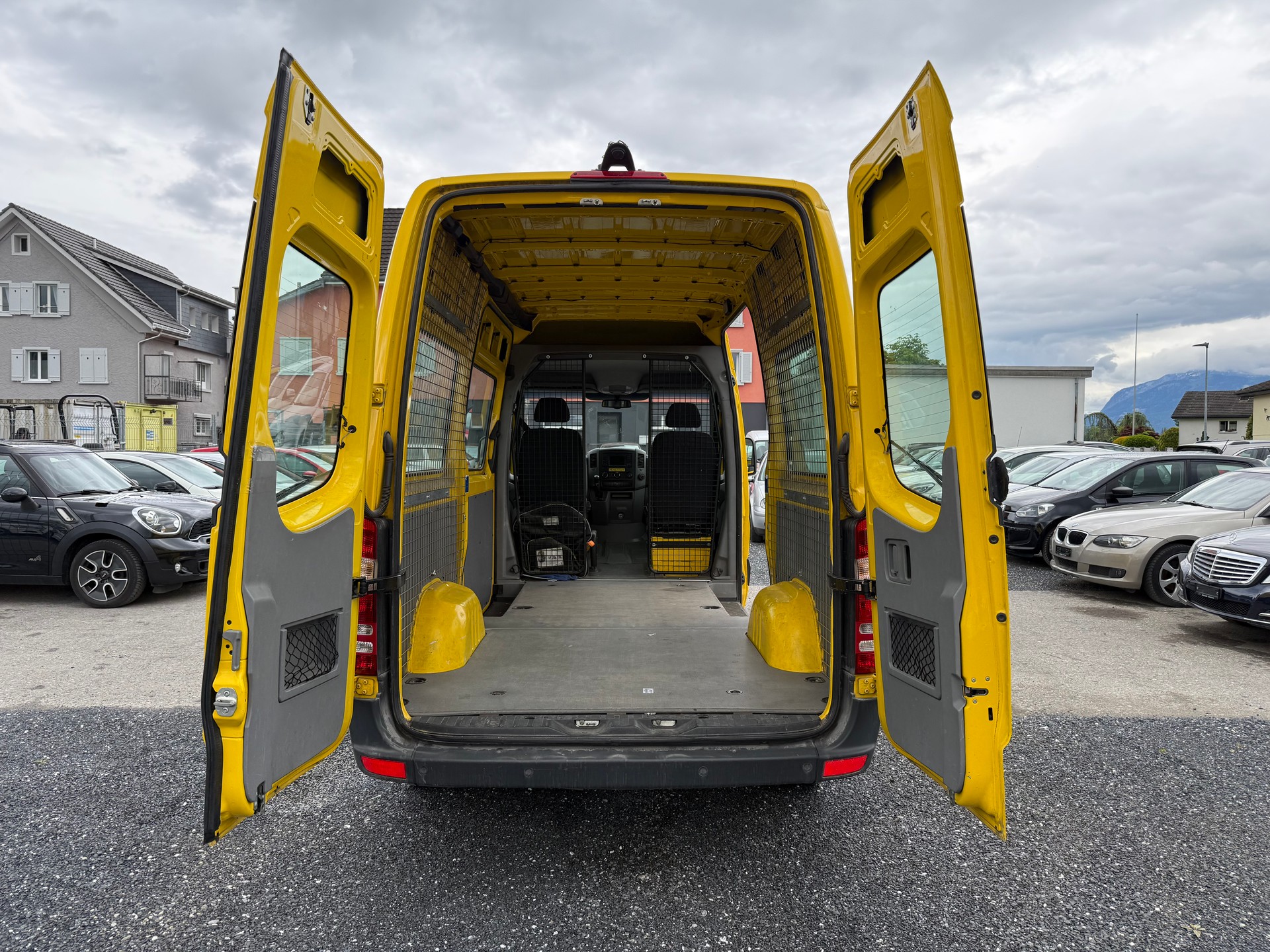 MERCEDES-BENZ Sprinter 311 CDI Standard 7G-Tronic-image-13