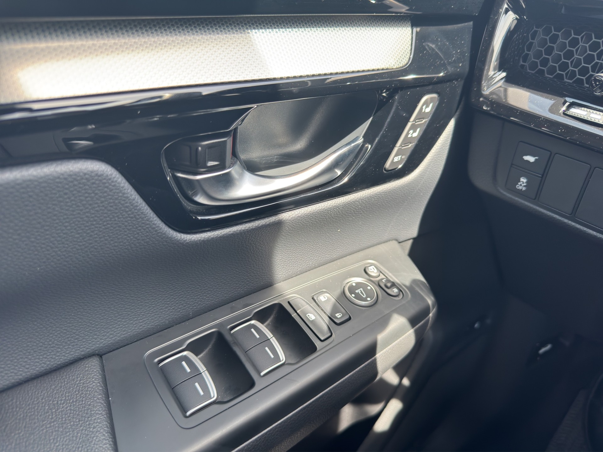HONDA CR-V 2.0 i-MMD Plug-in Hybrid Advance Tech 2WD-image-12