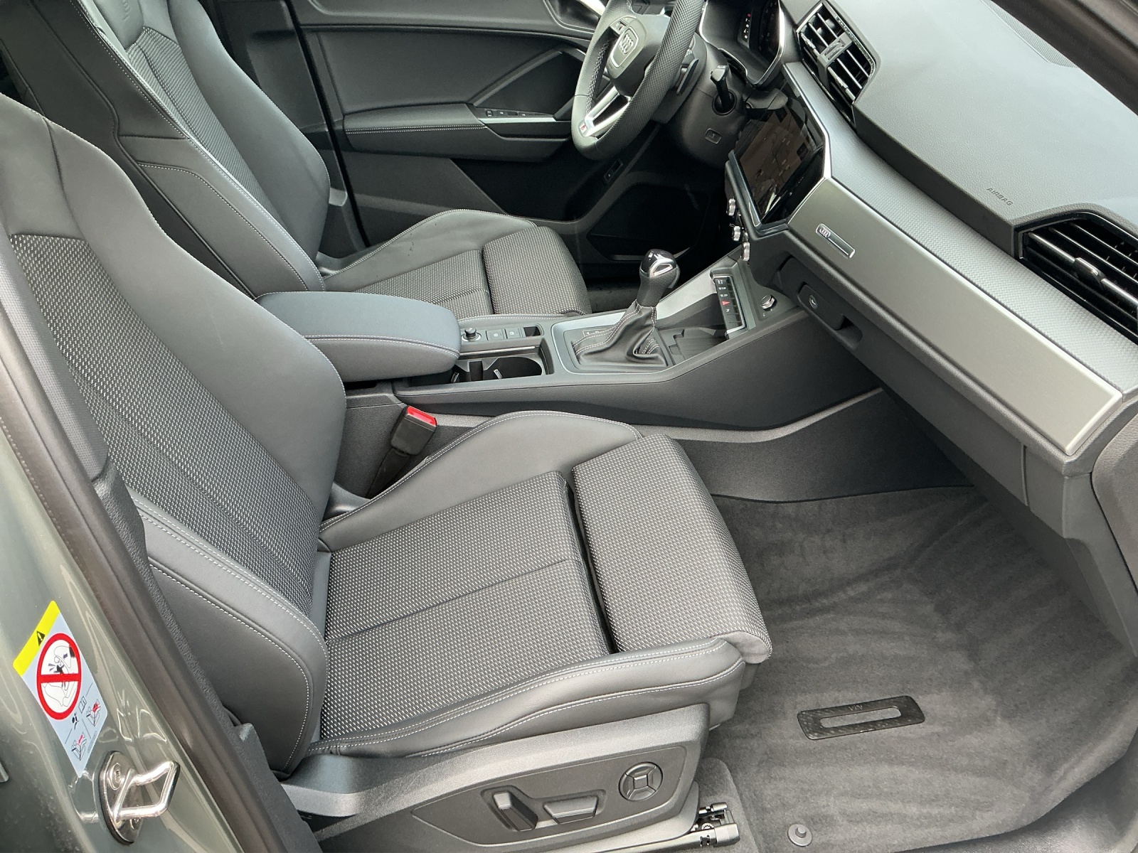 AUDI Q3 35 TFSI advanced Attraction S-tronic-image-10