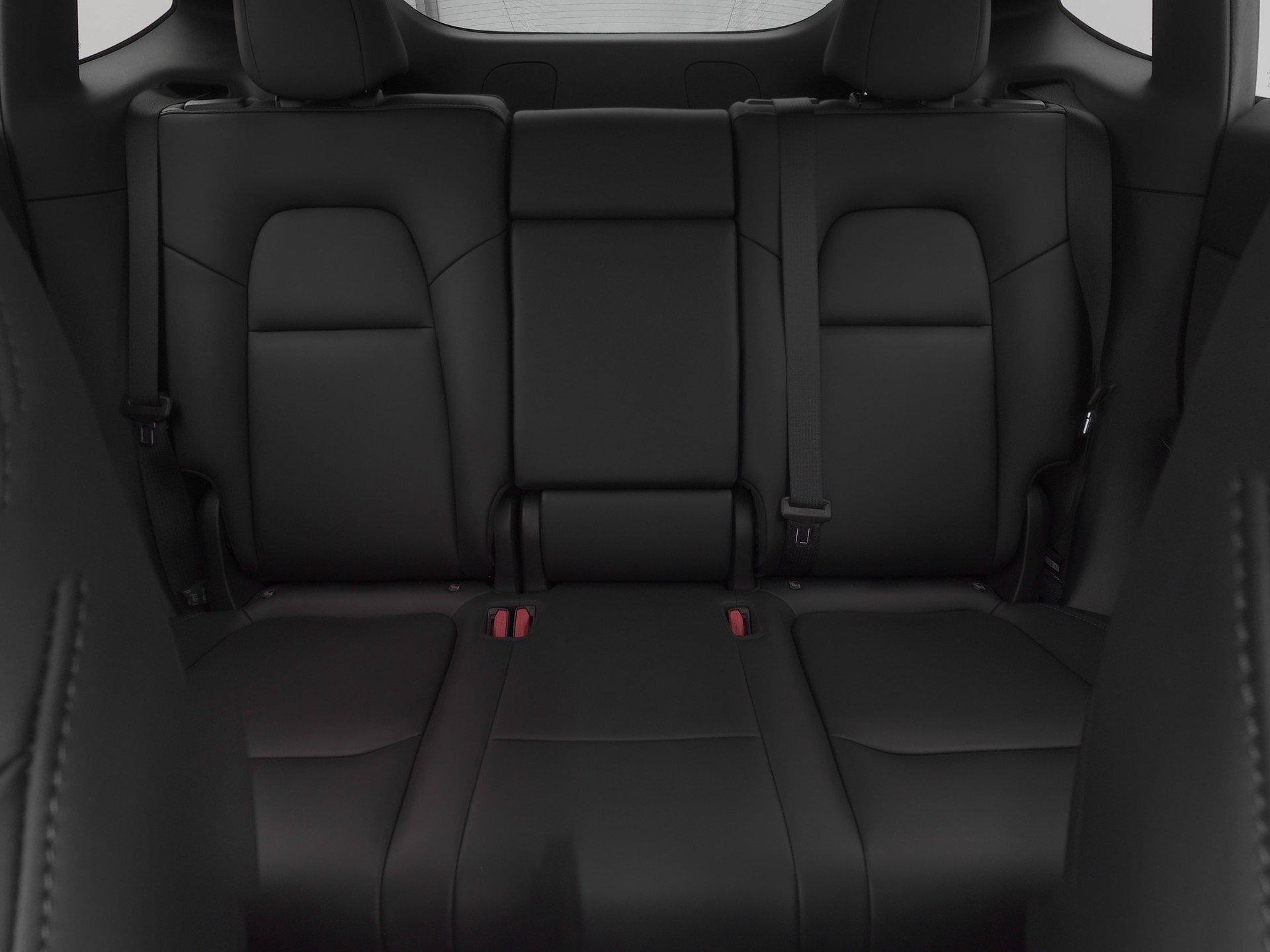 TESLA Model Y Long Range-image-10