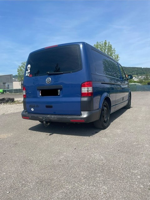 VW T5 2.0 TDI-image-2