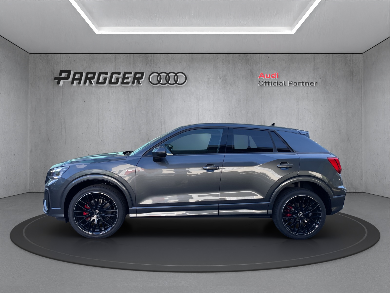 AUDI Q2 40 TFSI S line Attraction quattro S-tronic-image-2