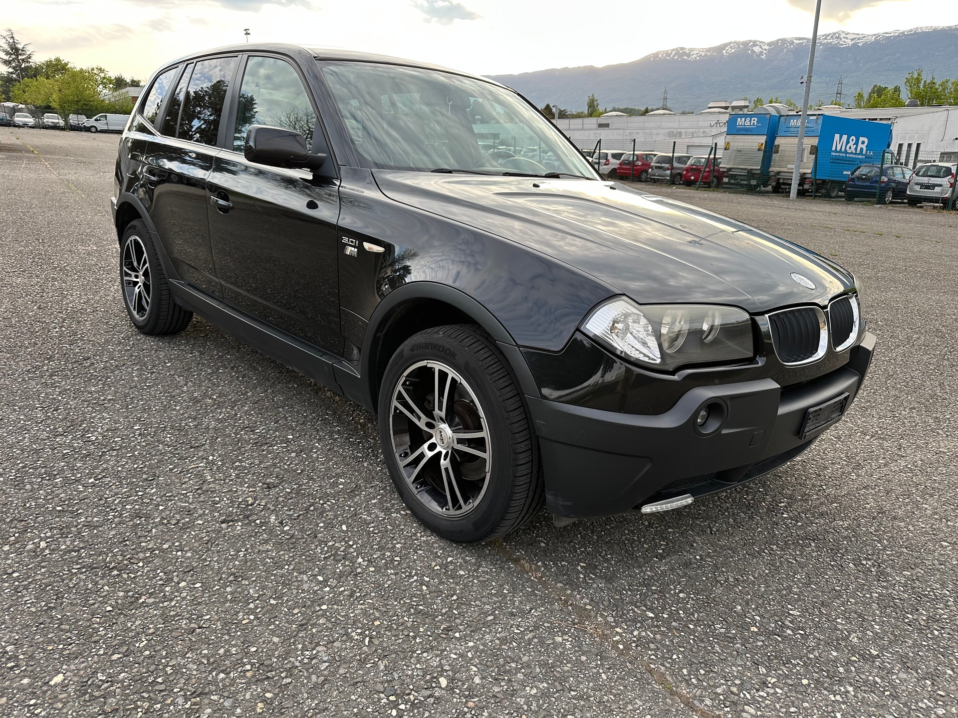 BMW X3 3.0i-image-1