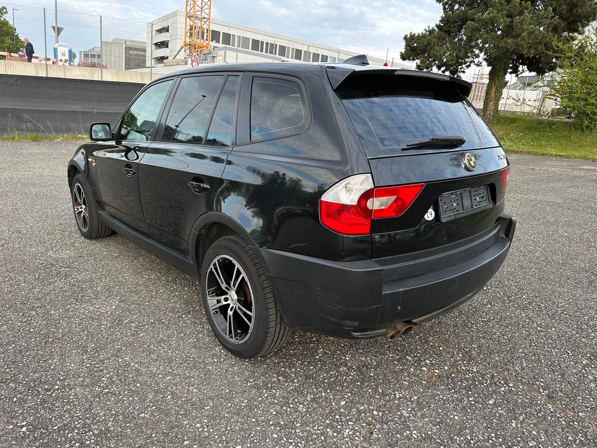 BMW X3 3.0i-image-3