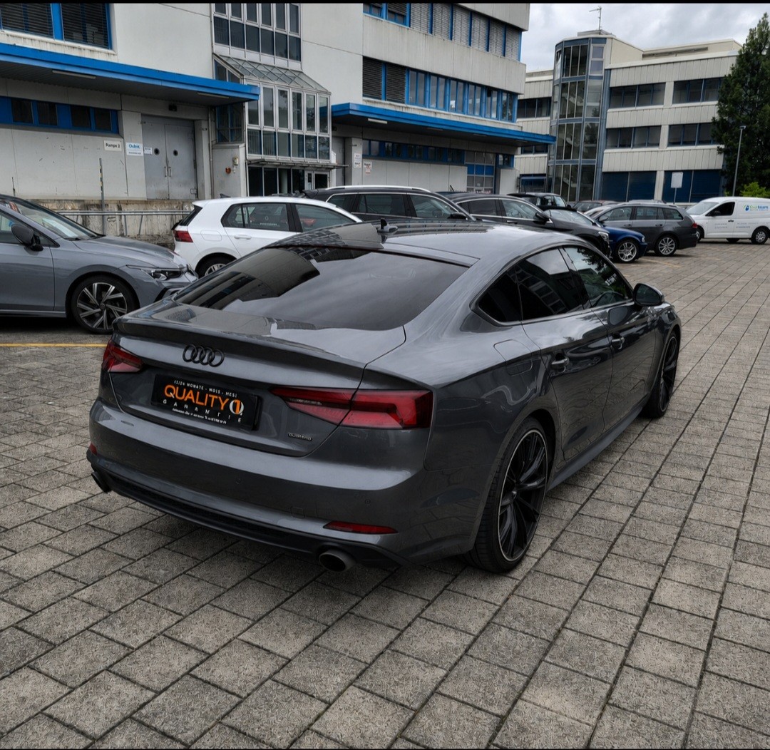 AUDI Sportback 2.0 TFSI S-Line Sport quattro S-tronic-image-3