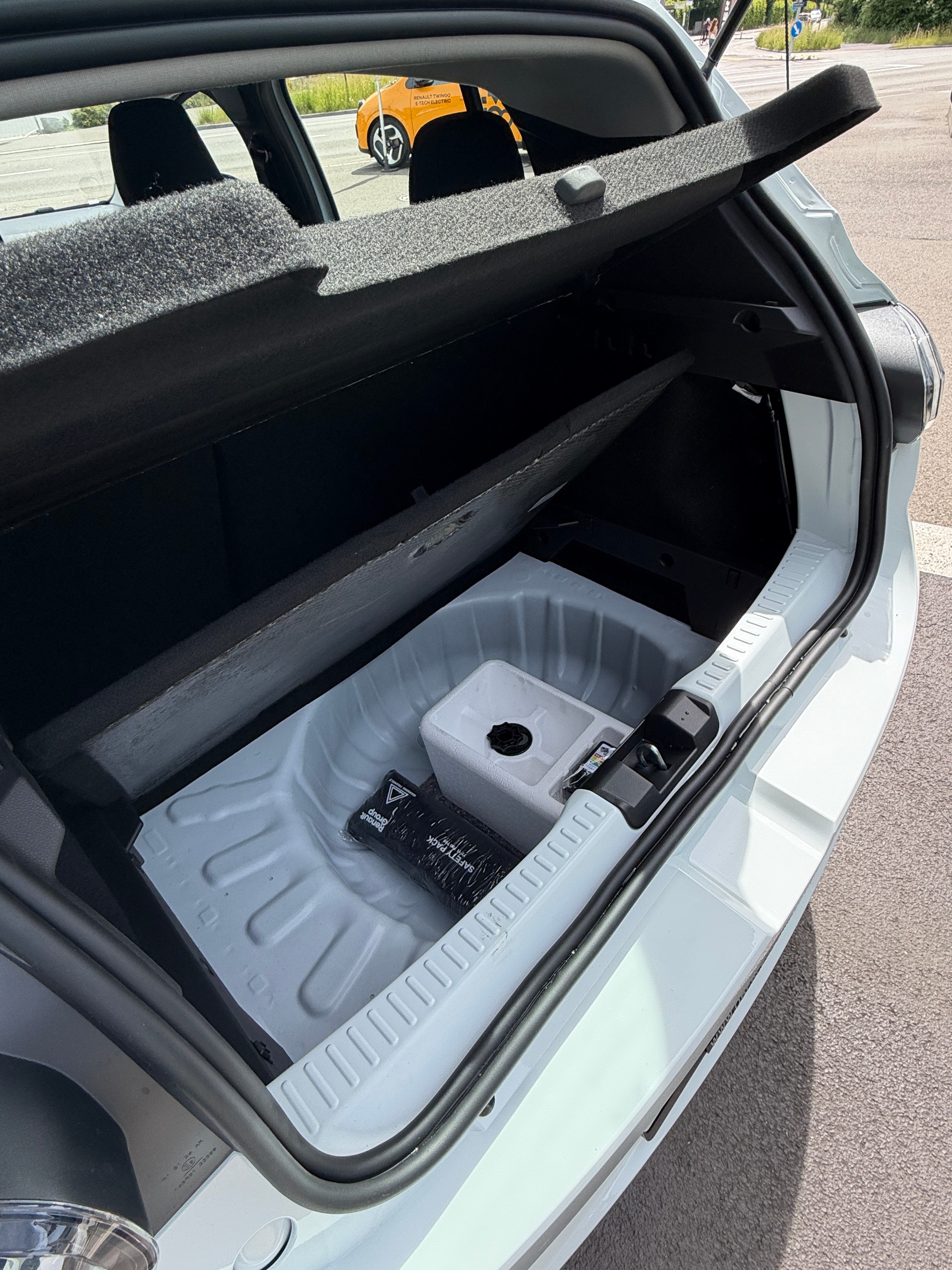 DACIA Sandero TCe 100 Journey-image-5