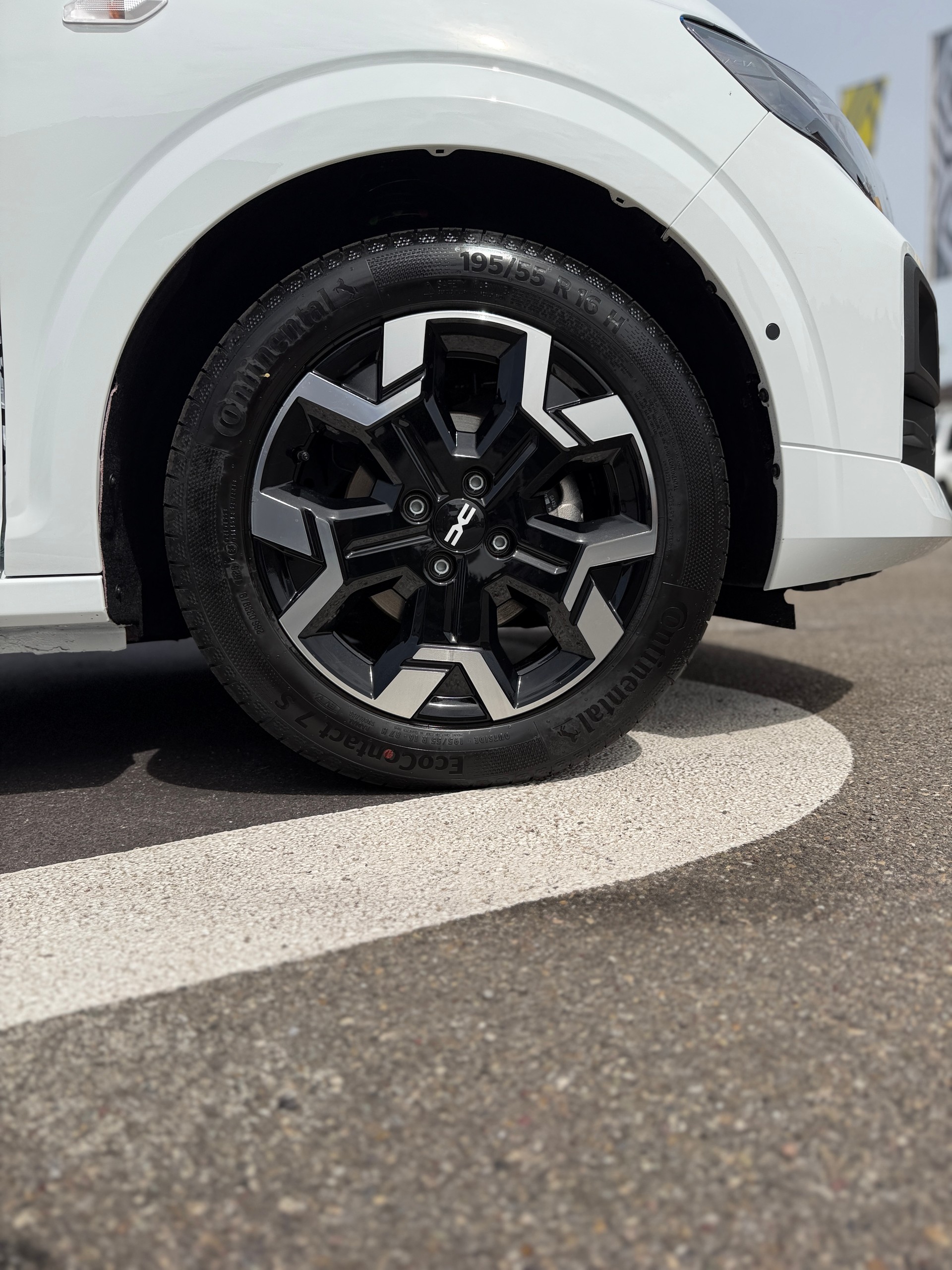 DACIA Sandero TCe 100 Journey-image-11
