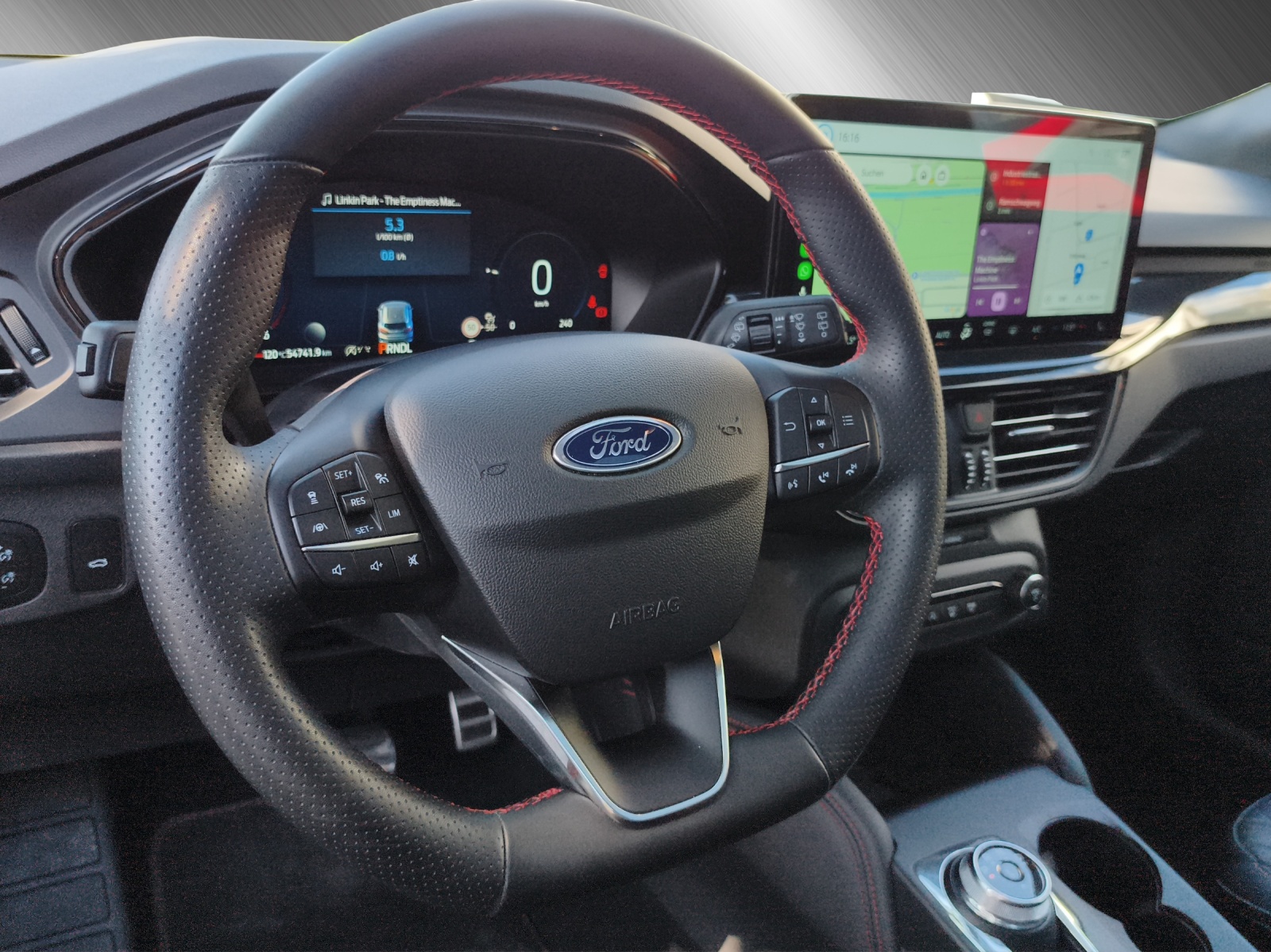 FORD Focus Station Wagon 1.5 EcoBlue-image-8