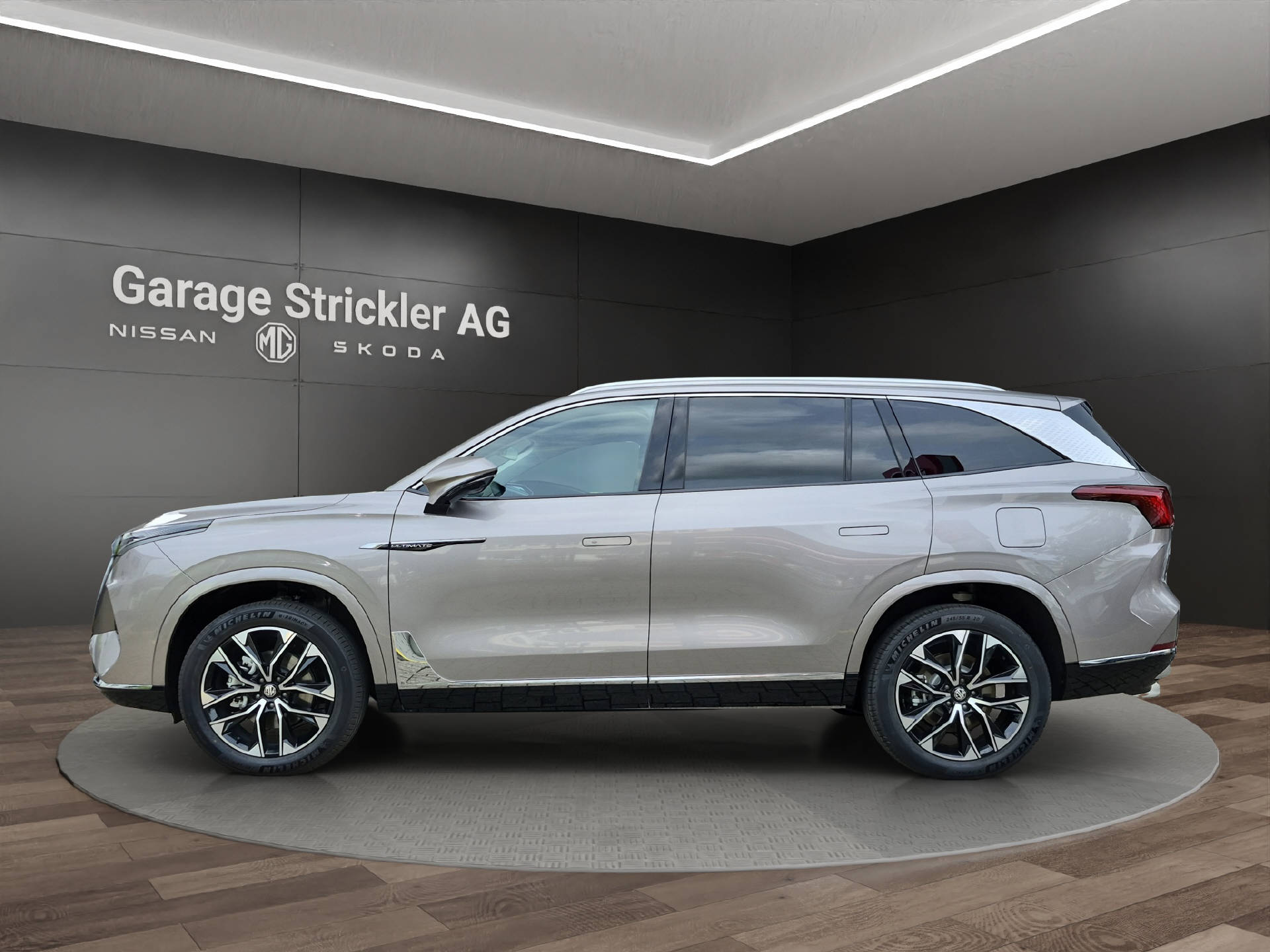 MG S9 1.5 PHEV Premium-image-1