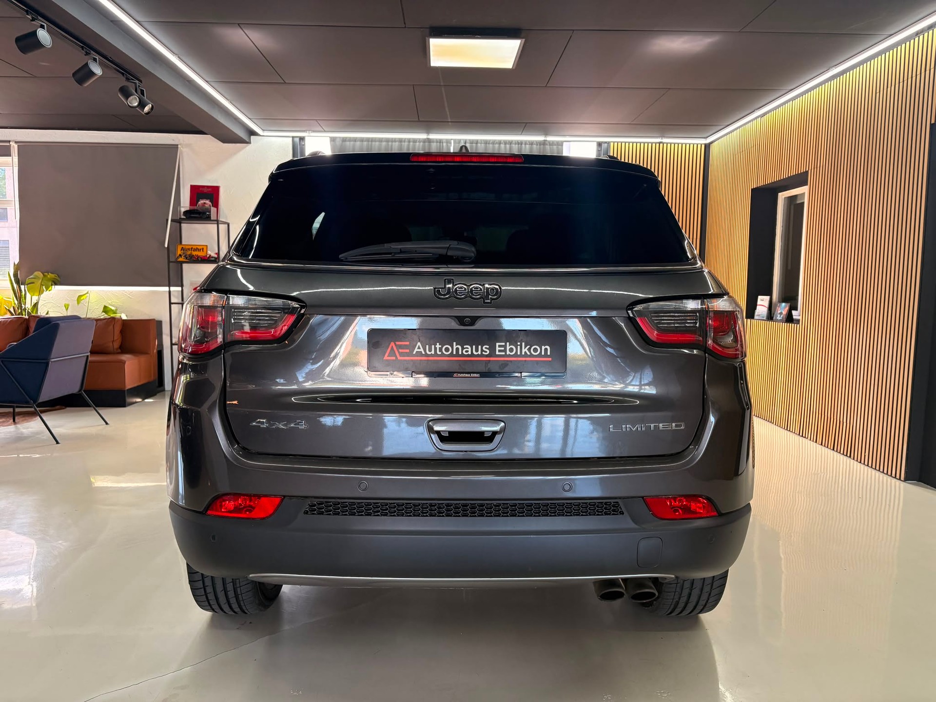 JEEP Compass 1.4 Turbo Limited AWD 9ATX-image-5