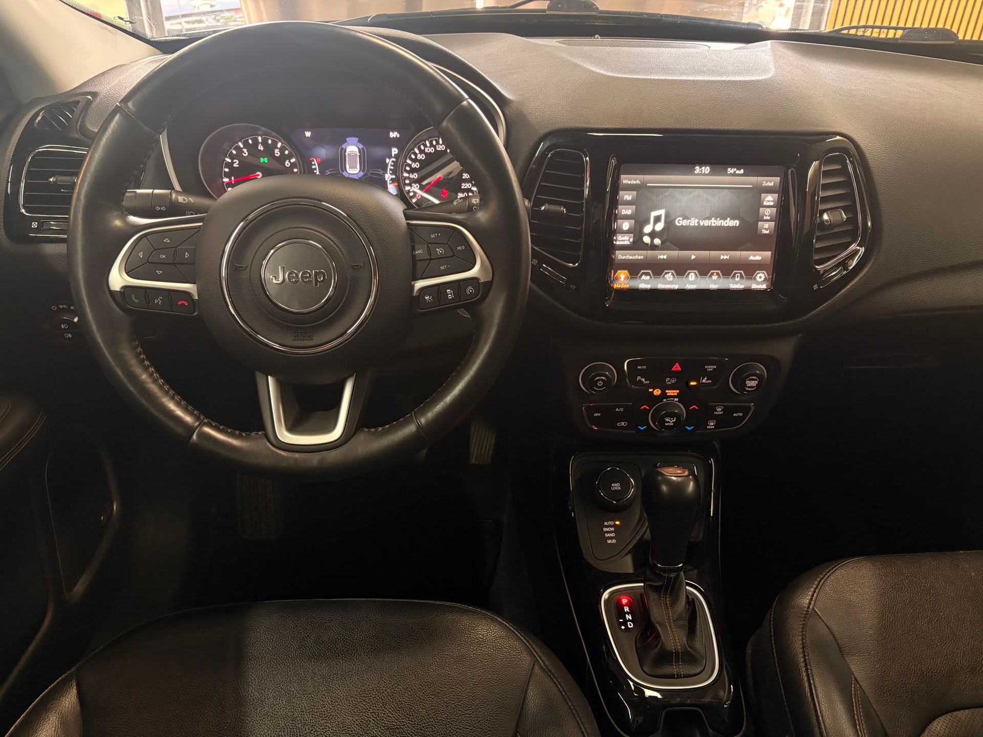 JEEP Compass 1.4 Turbo Limited AWD 9ATX-image-13