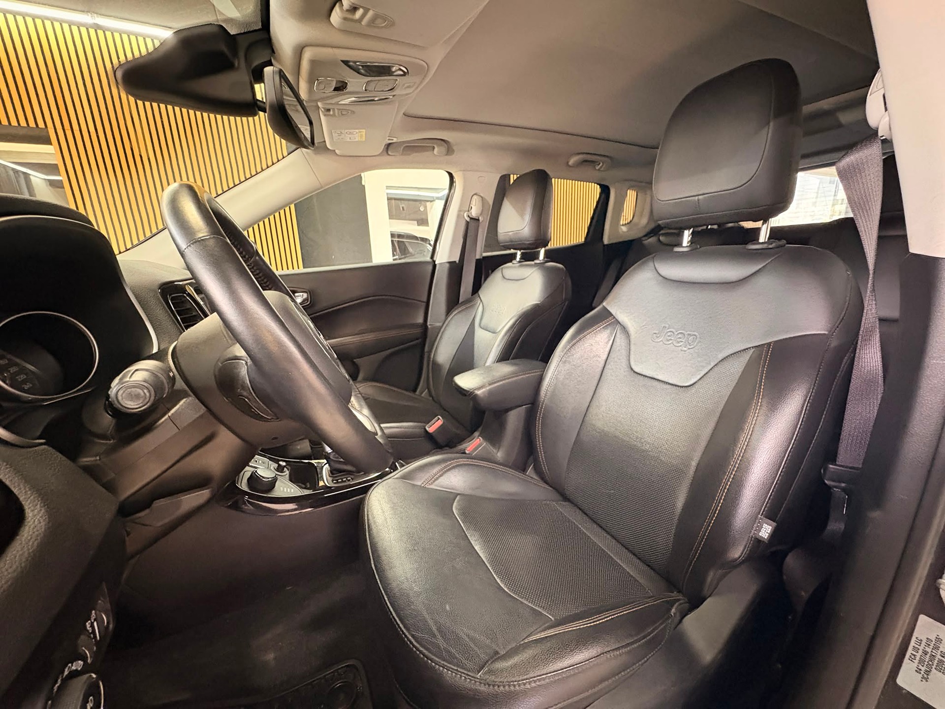 JEEP Compass 1.4 Turbo Limited AWD 9ATX-image-8