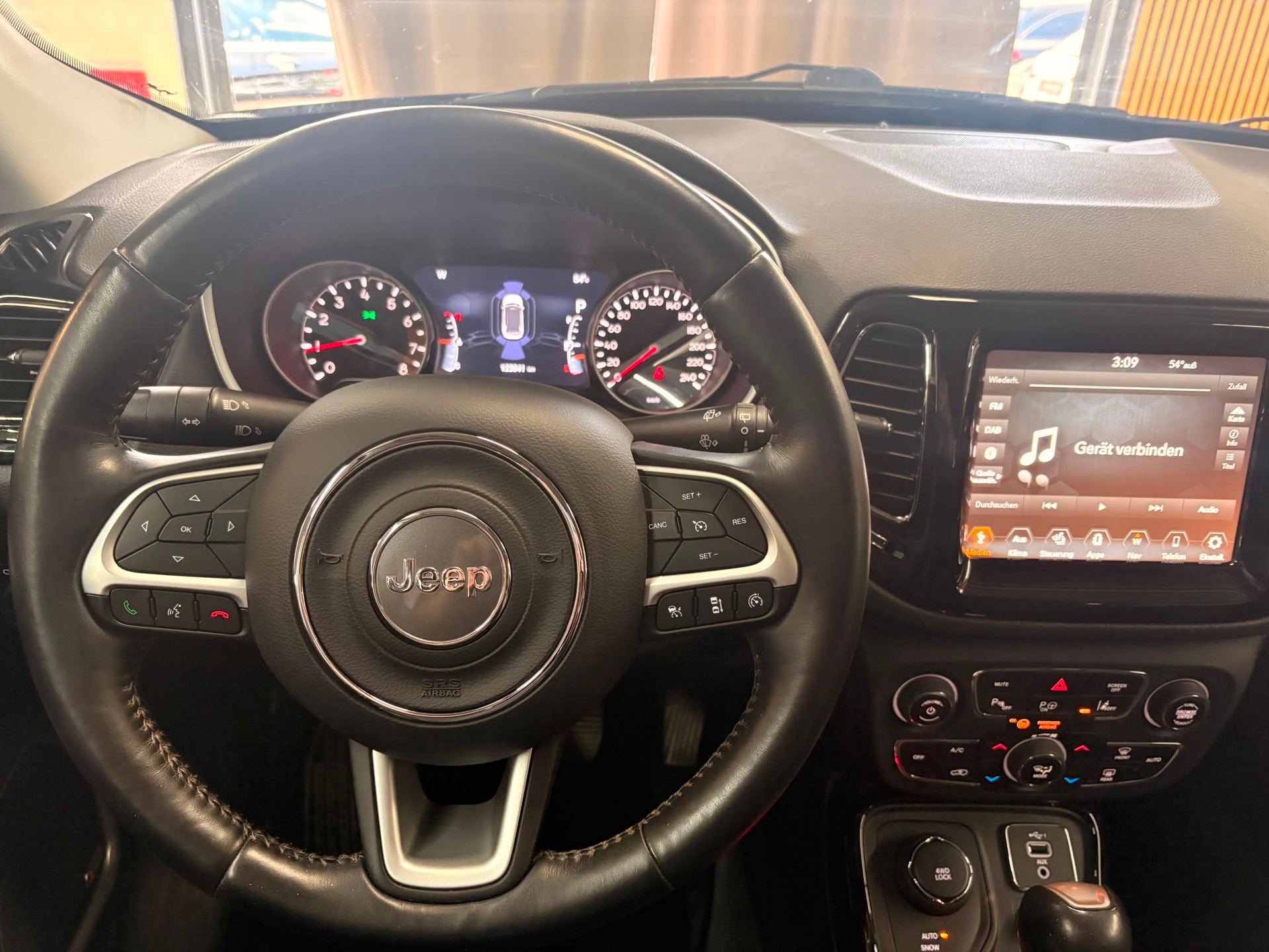 JEEP Compass 1.4 Turbo Limited AWD 9ATX-image-12
