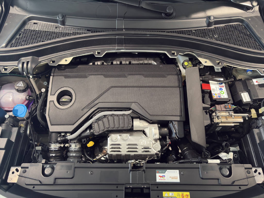 CITROEN C3 1.2 Hybrid Edition Tricolore-image-8