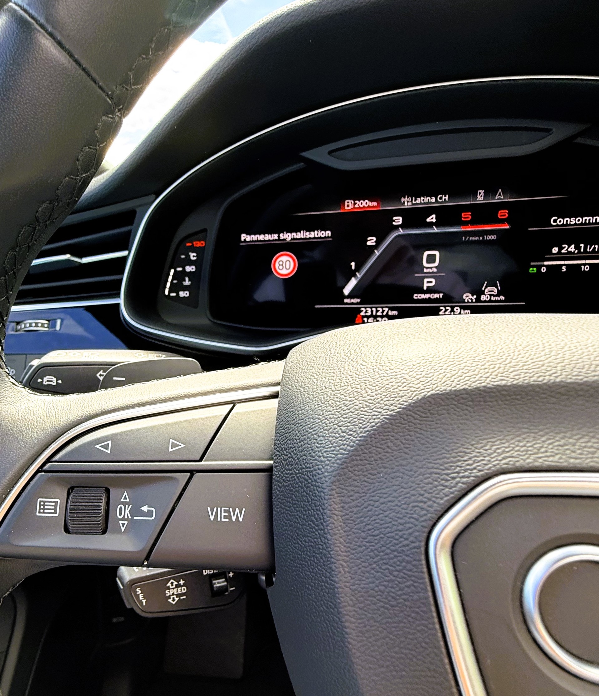 AUDI Q8 45 TDI Black Edition quattro tiptronic-image-26