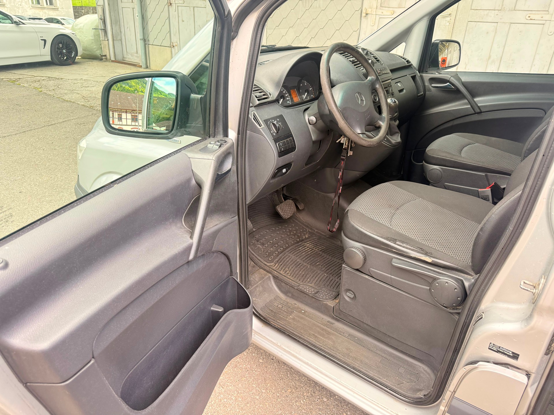 MERCEDES-BENZ Vito 113 CDI Blue Efficiency EL A-image-11