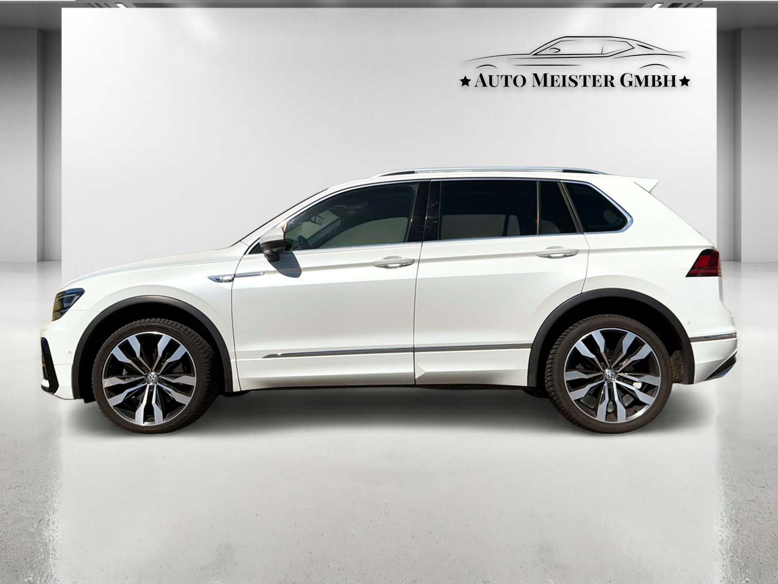 VW Tiguan 2.0 TDI SCR Highline 4Motion DSG-image-1