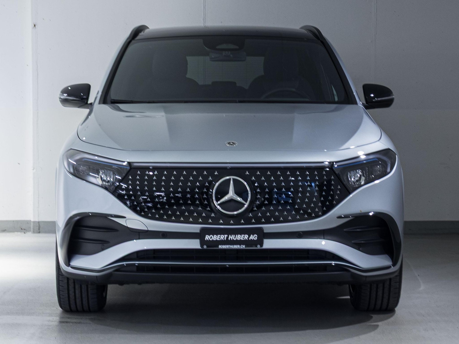 MERCEDES-BENZ EQA 350 4MATIC-image-2