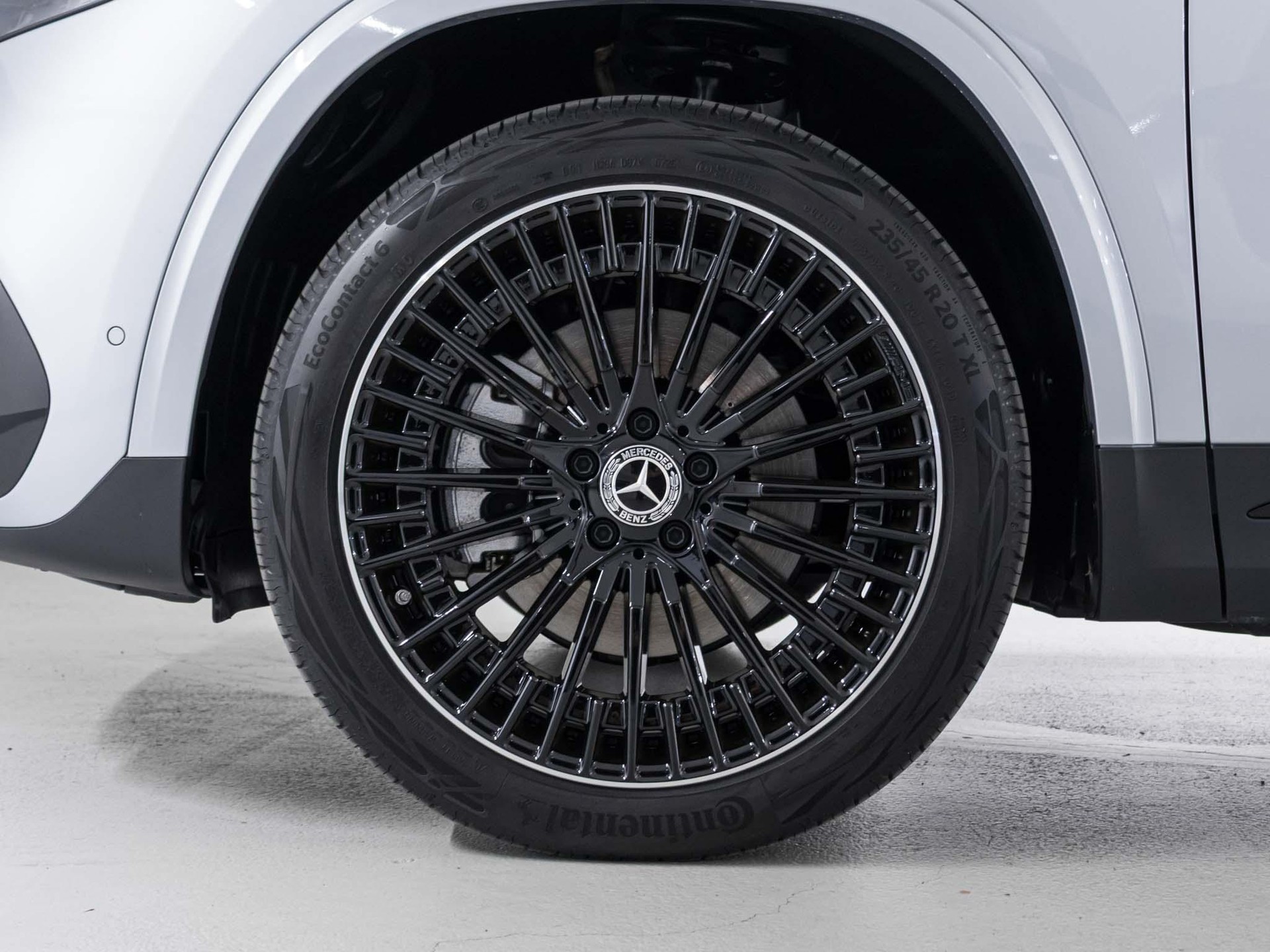 MERCEDES-BENZ EQA 350 4MATIC-image-14
