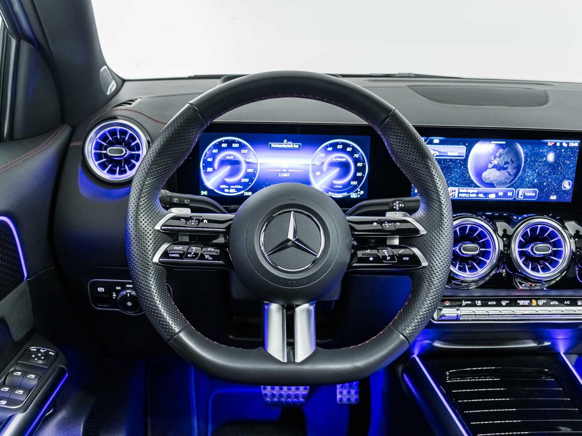 MERCEDES-BENZ EQA 350 4MATIC-image-10