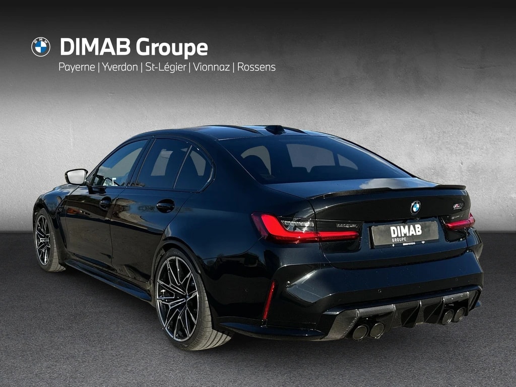 BMW M3 Competition M xDrive-showroom-element-2