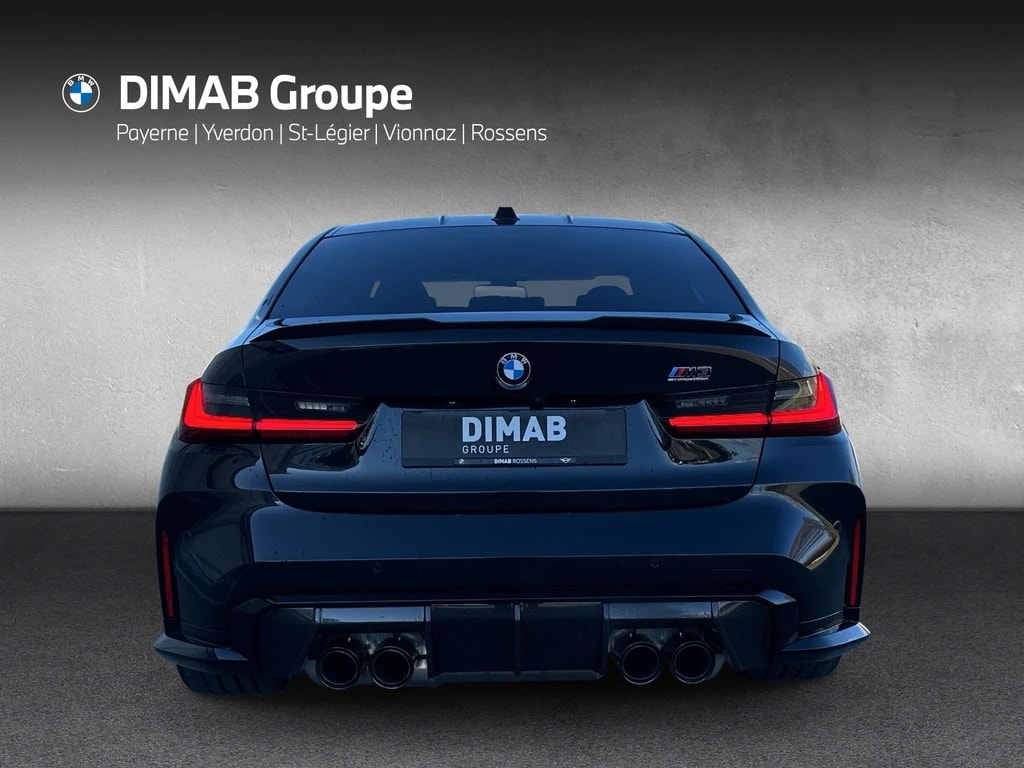 BMW M3 Competition M xDrive-showroom-element-3
